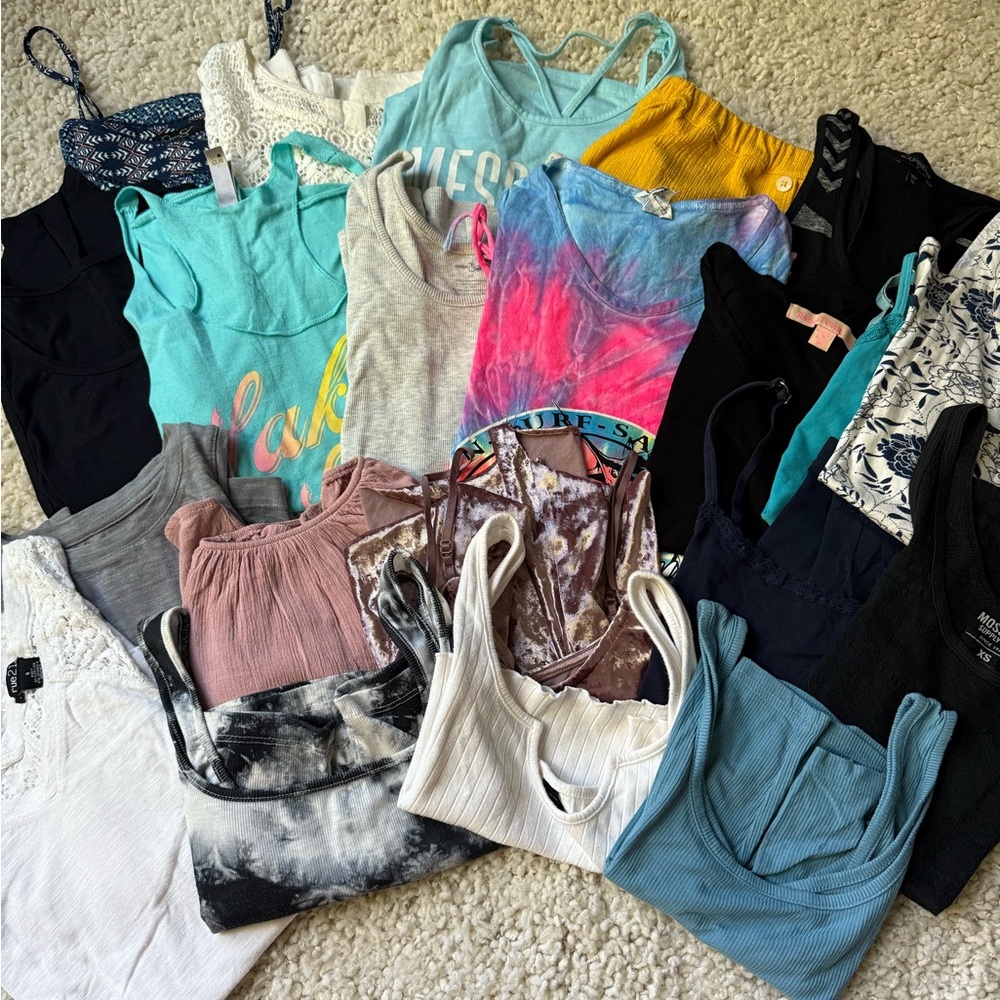 Huge Tank Top Bundle!